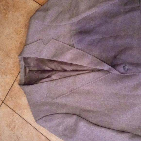 Tailored by Palm Beach Grey Blazer - Picture 4 of 13